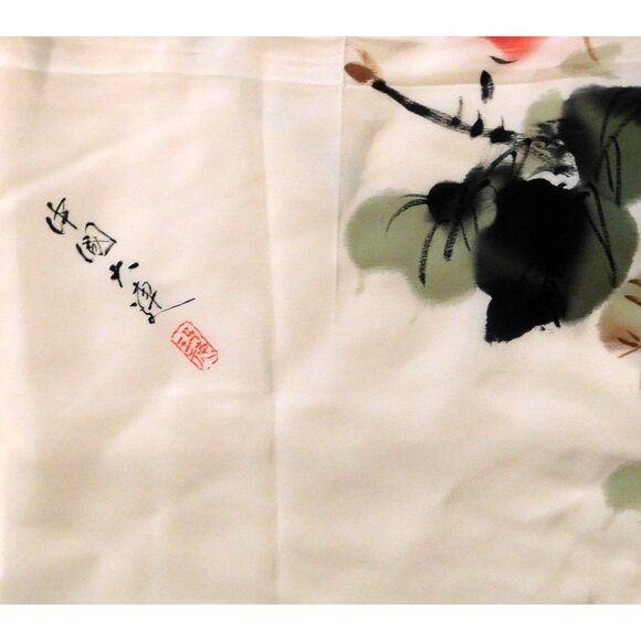 Silk Floral Scarf White Red Hand-Rolled Shawl Asian Characters 45 X 45 Inches - Picture 5 of 9